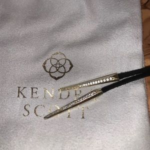 Kendra Scott Pierce Necklace!